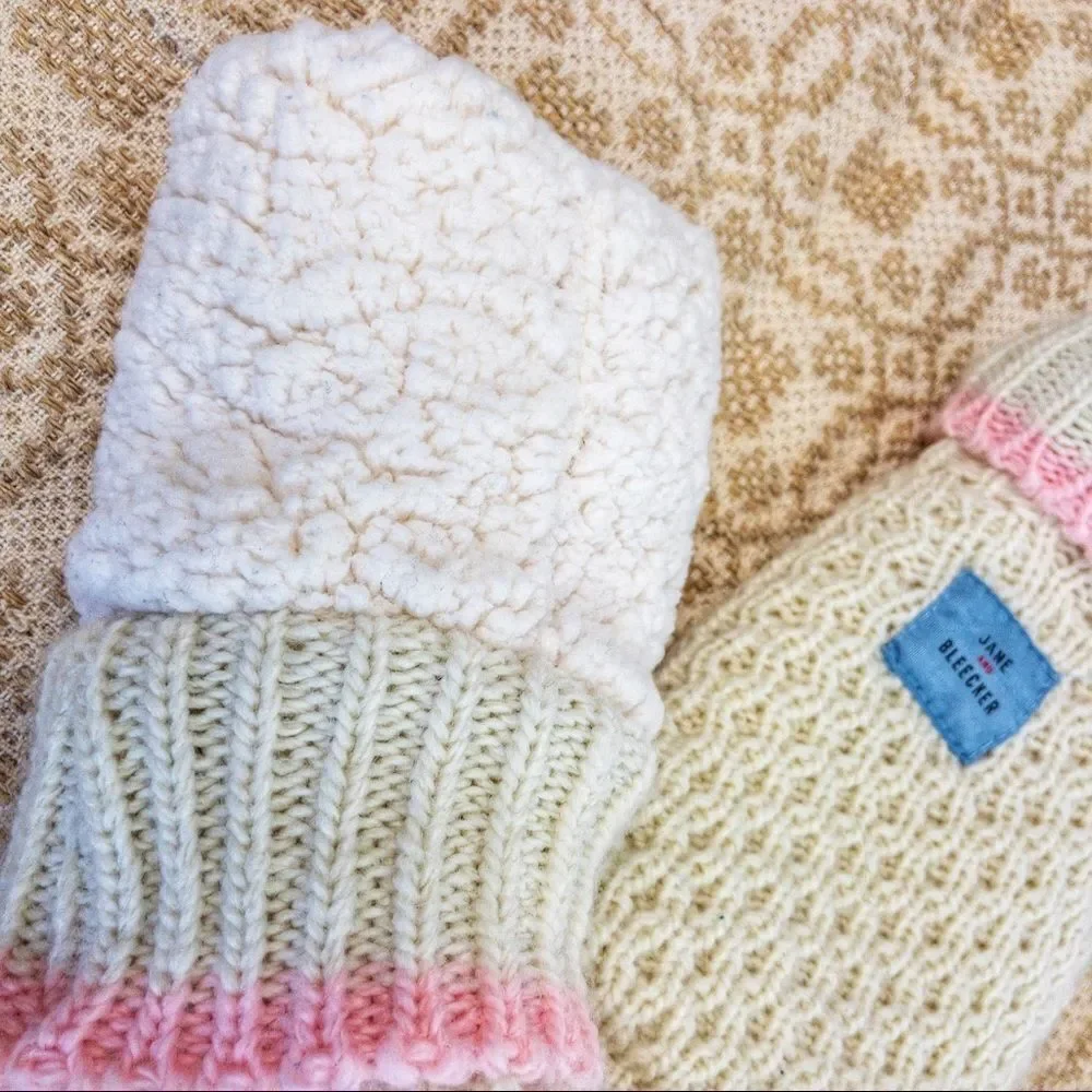 Sleepy Sheep Slipper Socks NWOT